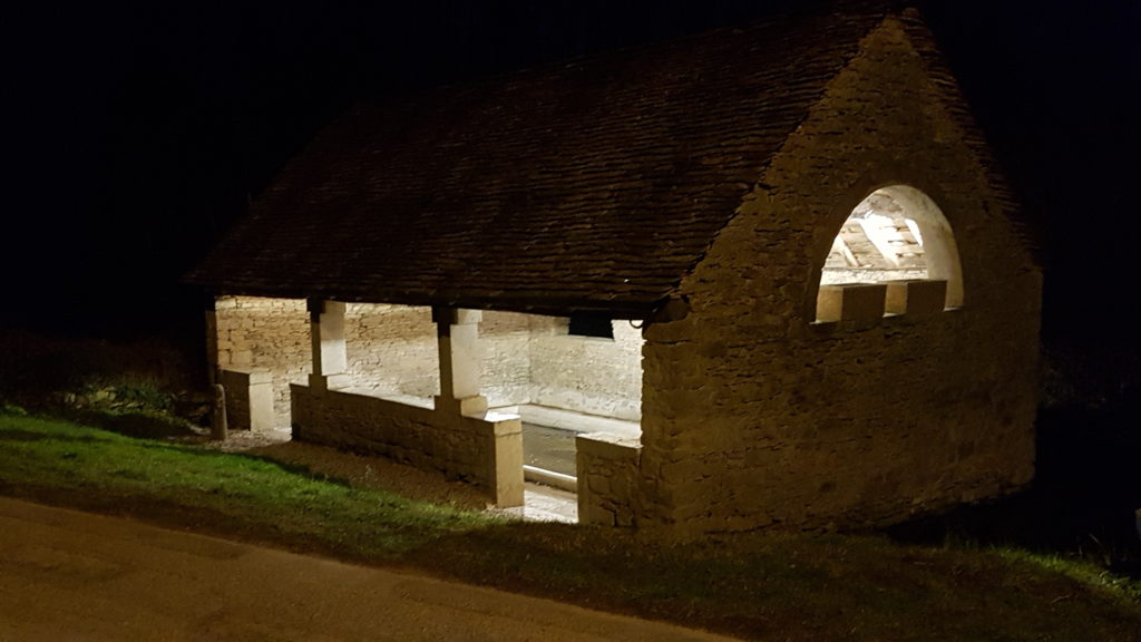 Mise en lumière architecturale lavoir Optevoz